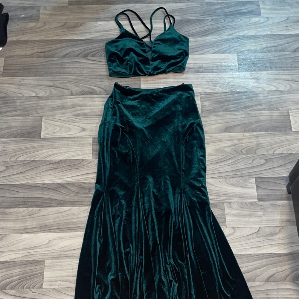 Dress Dark Green Velvet Skirt Set